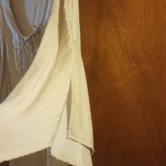 Cato Bmbroidered front chest blouse - Picture 2 of 8